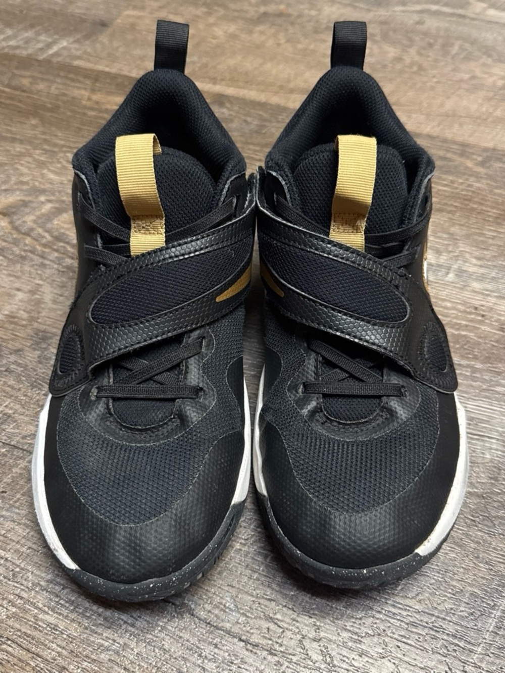 Nike Black & Gold Basketball Sneakers | Size 5Y